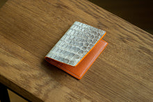 Load image into Gallery viewer, Compact Wallet