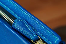 Load image into Gallery viewer, Chambellan Pouch custom made everyday carry pouch made in monaco leather craft nicolas grinda atelier grinda alran sully goat skin